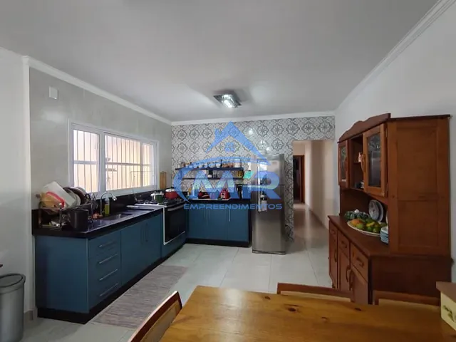 Casa com 200m² 2 quartos e 3 banheiros, à venda, no bairro Parque Boturussu em São Paulo