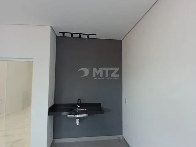 Casa com 190m² 3 quartos e 2 banheiros, à venda, no bairro Residencial Lívia em Botucatu