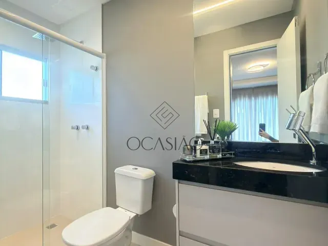 Casa 4 quartos e 5 banheiros, à venda, no bairro Bairro da Barra em Balneário Camboriú