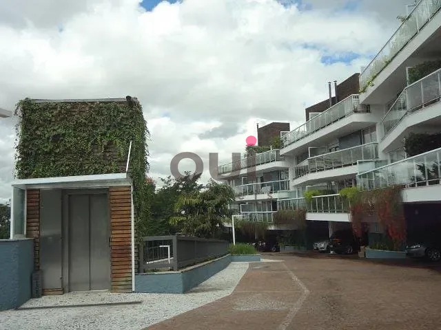 Casa com 532m² 4 quartos e 4 banheiros, à venda, no bairro Real Parque em São Paulo