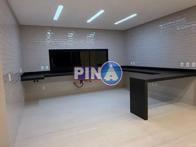 Casa com 428m² 4 quartos e 5 banheiros, à venda, no bairro Residencial Goiânia Golfe Clube em Goiânia