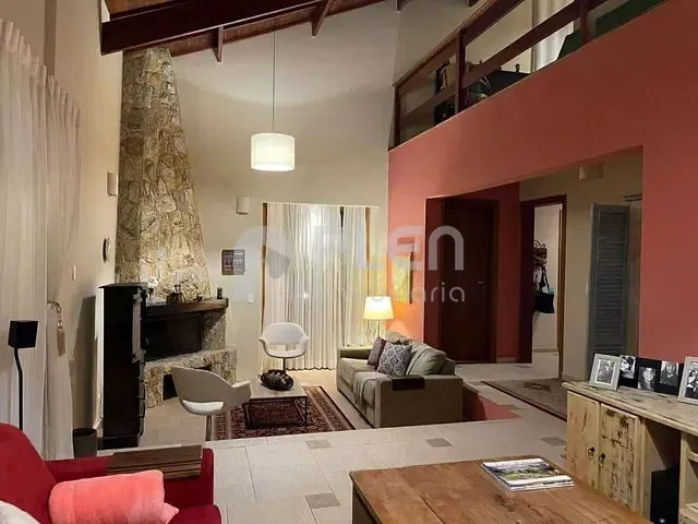 Casa com 1870m² 3 quartos e 5 banheiros, à venda, no bairro Caraguatá em Mairiporã