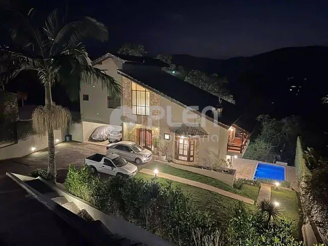 Casa com 1870m² 3 quartos e 5 banheiros, à venda, no bairro Caraguatá em Mairiporã