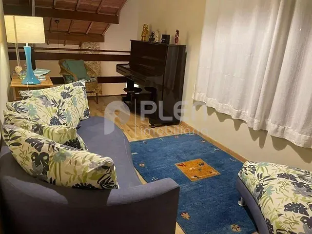 Casa com 1870m² 3 quartos e 5 banheiros, à venda, no bairro Caraguatá em Mairiporã
