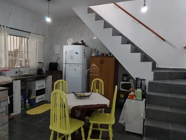 Casa com 400m² 2 quartos e 3 banheiros, à venda, no bairro Boraceia em Bertioga