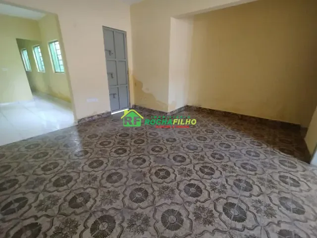 Casa com 200m², para alugar, no bairro Centro em Teresina