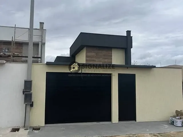 Casa com 180m² 3 quartos e 2 banheiros, à venda, no bairro Recanto do Sol em São Pedro da Aldeia