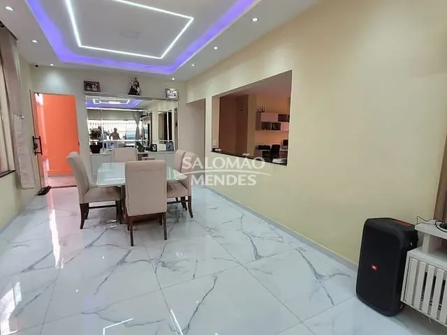 Casa com 440m² 4 quartos e 4 banheiros, à venda, no bairro Campina em Belém
