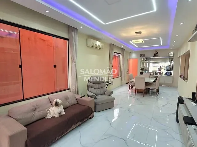 Casa com 440m² 4 quartos e 4 banheiros, à venda, no bairro Campina em Belém