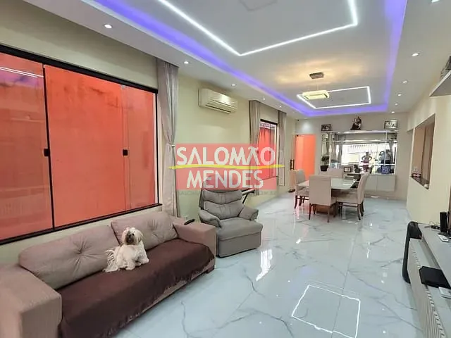 Casa com 440m² 4 quartos e 4 banheiros, à venda, no bairro Campina em Belém