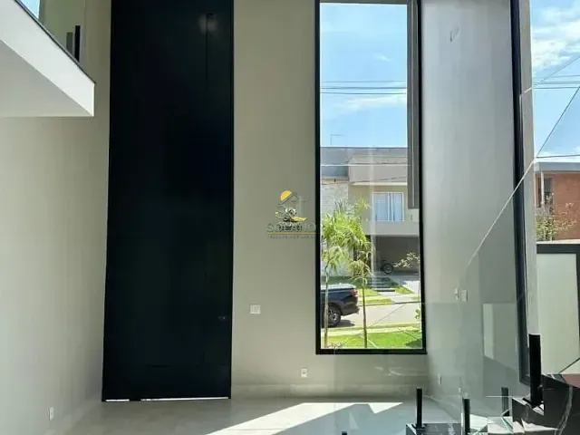 Casa com 299m² 4 quartos e 5 banheiros, à venda, no bairro Residencial Goiânia Golfe Clube em Goiânia