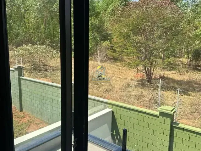 Casa com 299m² 4 quartos e 5 banheiros, à venda, no bairro Residencial Goiânia Golfe Clube em Goiânia