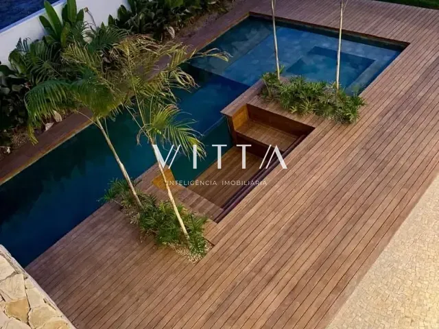 Casa com 600m² 4 quartos e 6 banheiros, à venda, no bairro Loteamento Caribe em Palmas