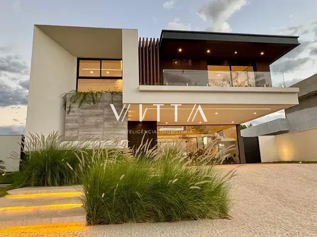 Casa com 600m² 4 quartos e 6 banheiros, à venda, no bairro Loteamento Caribe em Palmas