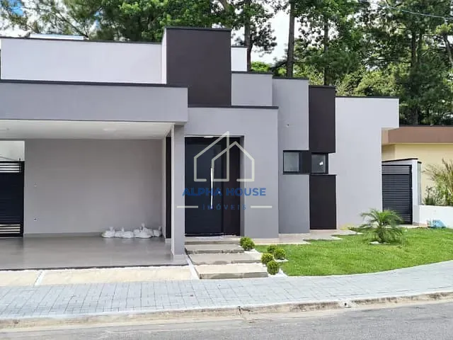 Casa com 318m² 3 quartos e 2 banheiros, à venda, no bairro Loteamento Residencial Parque das Araucárias em Tremembé