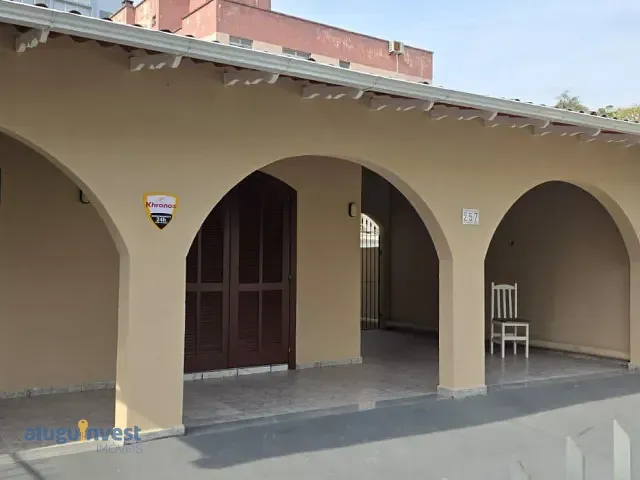 Casa para alugar, no bairro Trindade em Florianópolis