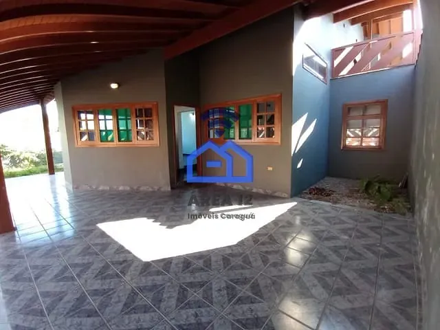 Sobrado com 443m² 5 quartos e 5 banheiros, à venda, no bairro Pontal de Santa Marina em Caraguatatuba