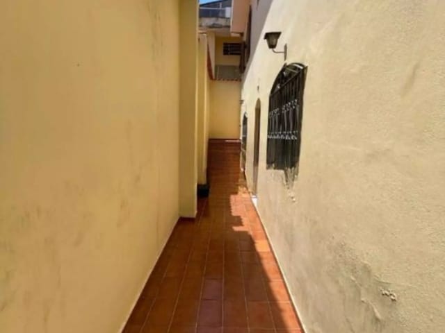 Casa 4 quartos e 4 banheiros, para alugar, no bairro Campestre em Santo André