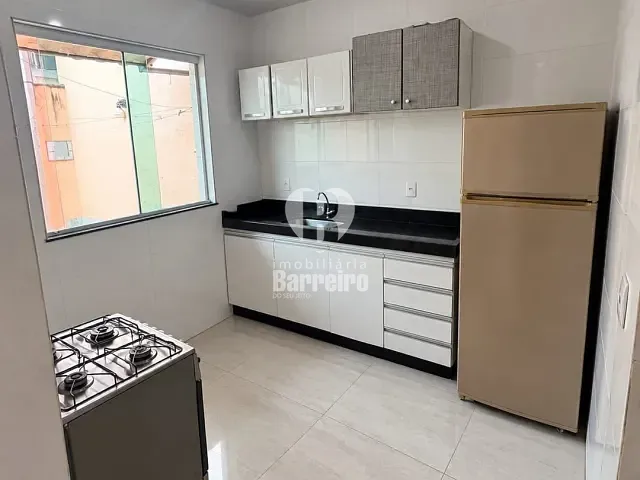 Casa 2 quartos e 1 banheiro, à venda, no bairro Palmeiras (Parque Durval de Barros) em Ibirité