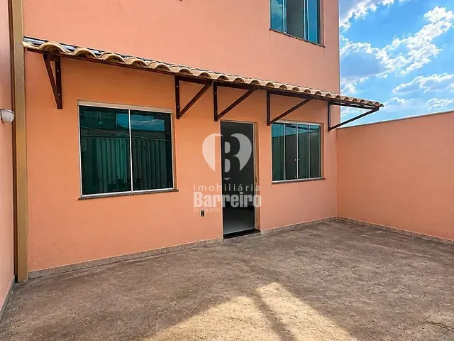 Casa 2 quartos e 1 banheiro, à venda, no bairro Palmeiras (Parque Durval de Barros) em Ibirité