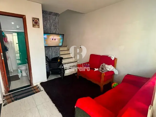 Casa 2 quartos e 1 banheiro, à venda, no bairro Palmeiras (Parque Durval de Barros) em Ibirité