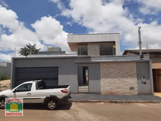 Casa com 300m² 3 quartos e 3 banheiros, à venda, no bairro Parque Brasília 2ª Etapa em Anápolis