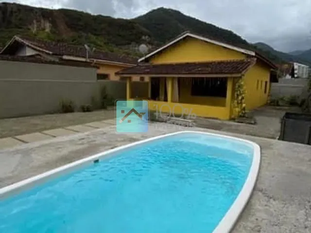 Casa com 90m² 2 quartos e 2 banheiros, à venda, no bairro Cidade Jardim em Caraguatatuba