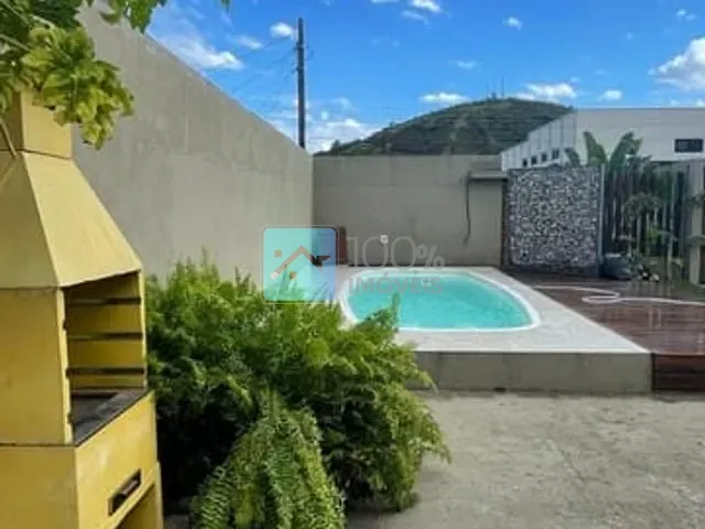 Casa com 90m² 2 quartos e 2 banheiros, à venda, no bairro Cidade Jardim em Caraguatatuba