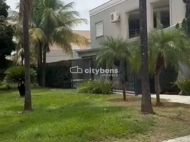 Casa com 450m² 3 quartos e 5 banheiros, à venda, no bairro Aeroporto em Araçatuba