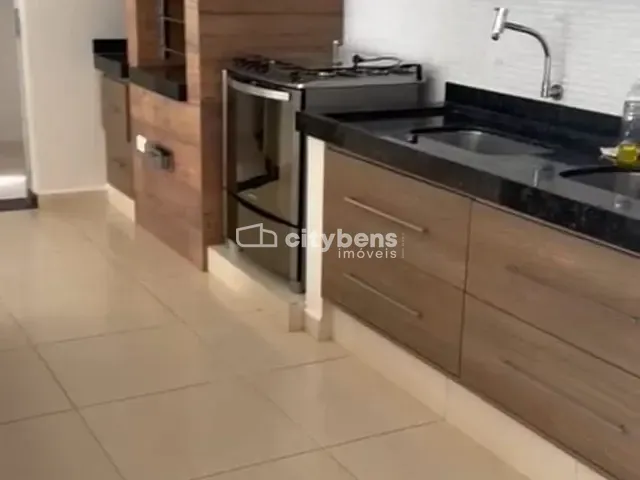 Casa com 450m² 3 quartos e 5 banheiros, à venda, no bairro Aeroporto em Araçatuba