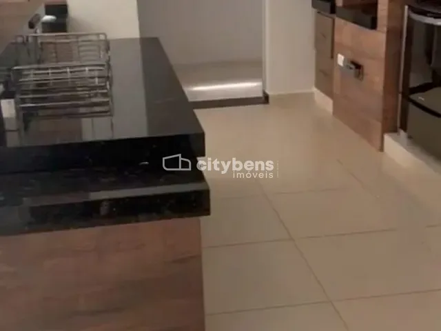 Casa com 450m² 3 quartos e 5 banheiros, à venda, no bairro Aeroporto em Araçatuba