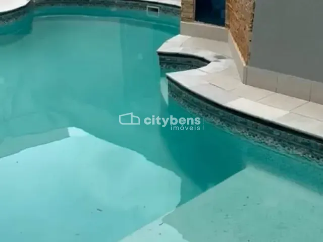 Casa com 450m² 3 quartos e 5 banheiros, à venda, no bairro Aeroporto em Araçatuba