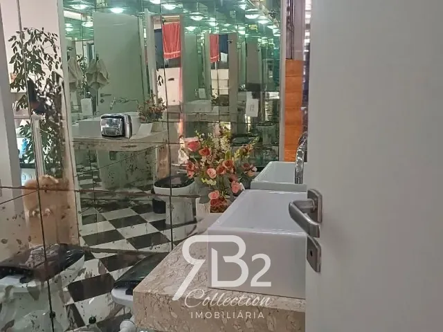 Casa 3 quartos e 4 banheiros, à venda, no bairro Marambaia em Vinhedo