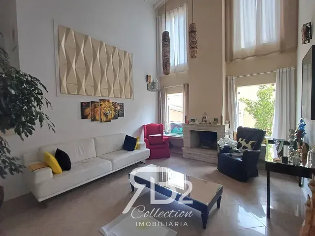 Casa 3 quartos e 4 banheiros, à venda, no bairro Marambaia em Vinhedo