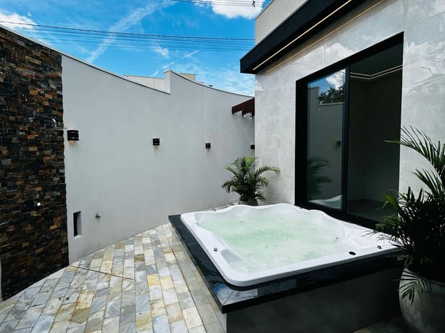 Casa com 180m² 3 quartos e 2 banheiros, à venda, no bairro Centro em Franca