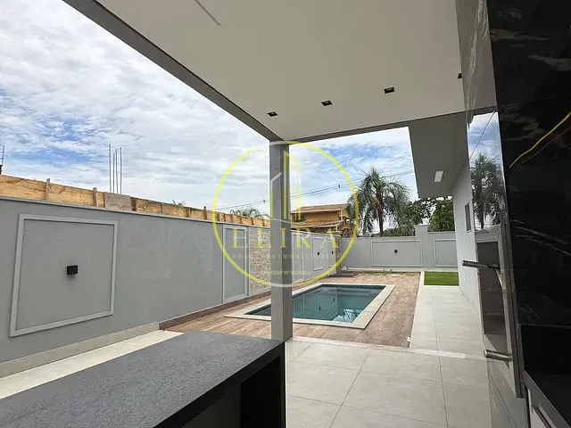 Casa 3 quartos e 4 banheiros, à venda, no bairro Chácara Letônia em Americana
