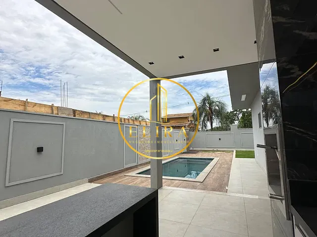 Casa 3 quartos e 4 banheiros, à venda, no bairro Chácara Letônia em Americana