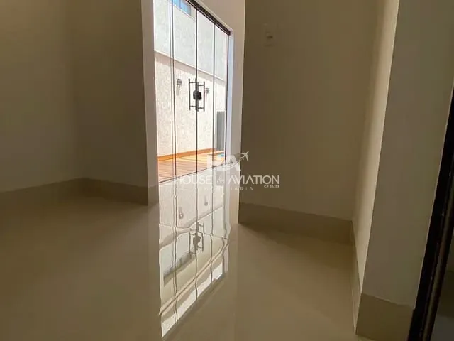 Casa com 300m² 3 quartos e 4 banheiros, à venda, no bairro Jardins Bolonha em Senador Canedo