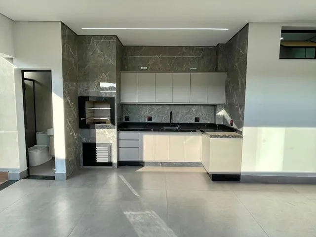 Casa 3 quartos e 3 banheiros, à venda, no bairro Jardim Santa Alice em Santa Bárbara D'Oeste