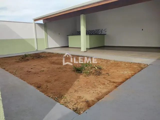 Casa com 250m² 3 quartos e 2 banheiros, à venda, no bairro Residencial Mais Parque Mococa em Mococa