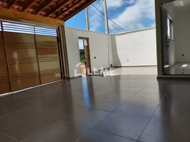 Casa com 250m² 3 quartos e 2 banheiros, à venda, no bairro Residencial Mais Parque Mococa em Mococa