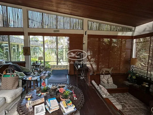 Sítio com 20000m² 11 quartos e 10 banheiros, à venda, no bairro Itatiaia em Itatiaia