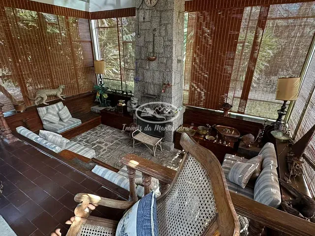 Sítio com 20000m² 11 quartos e 10 banheiros, à venda, no bairro Itatiaia em Itatiaia