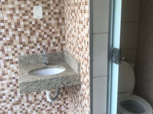 Casa 3 quartos e 2 banheiros, à venda, no bairro Floresta em Arcos