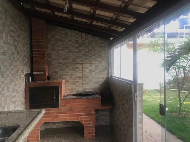 Casa 3 quartos e 2 banheiros, à venda, no bairro Floresta em Arcos