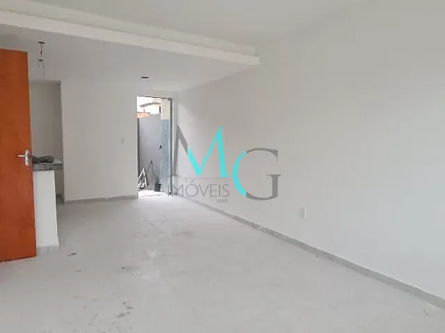 Casa 2 quartos e 1 banheiro, à venda, no bairro Campo Grande em Rio de Janeiro