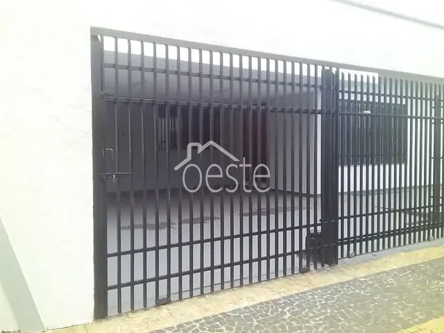 Casa com 655m² 4 quartos e 4 banheiros, à venda, no bairro Vila Grego II em Santa Bárbara D'Oeste
