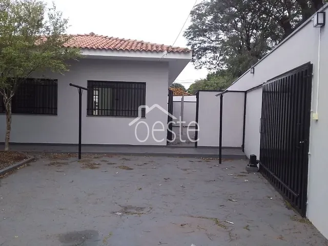 Casa com 655m² 4 quartos e 4 banheiros, à venda, no bairro Vila Grego II em Santa Bárbara D'Oeste