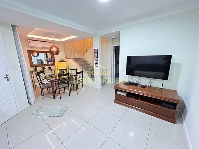 Casa com 245m² 3 quartos e 2 banheiros, à venda, no bairro Ano Bom em Barra Mansa