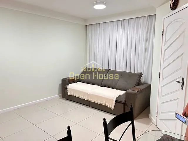 Casa com 245m² 3 quartos e 2 banheiros, à venda, no bairro Ano Bom em Barra Mansa
